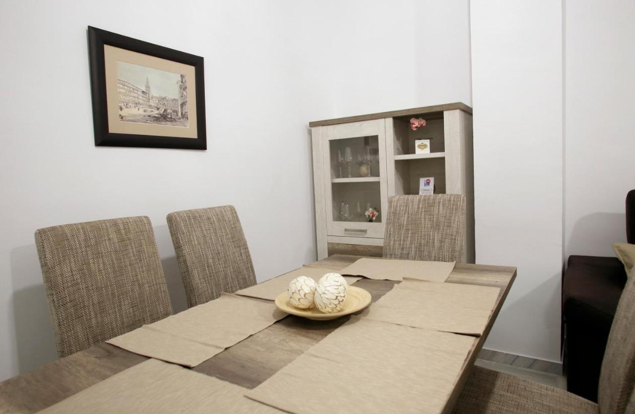 Santa Ana Donkey Apartment Sevilla