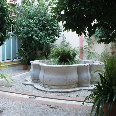 Santa Ana Donkey Apartment Seville Room photo